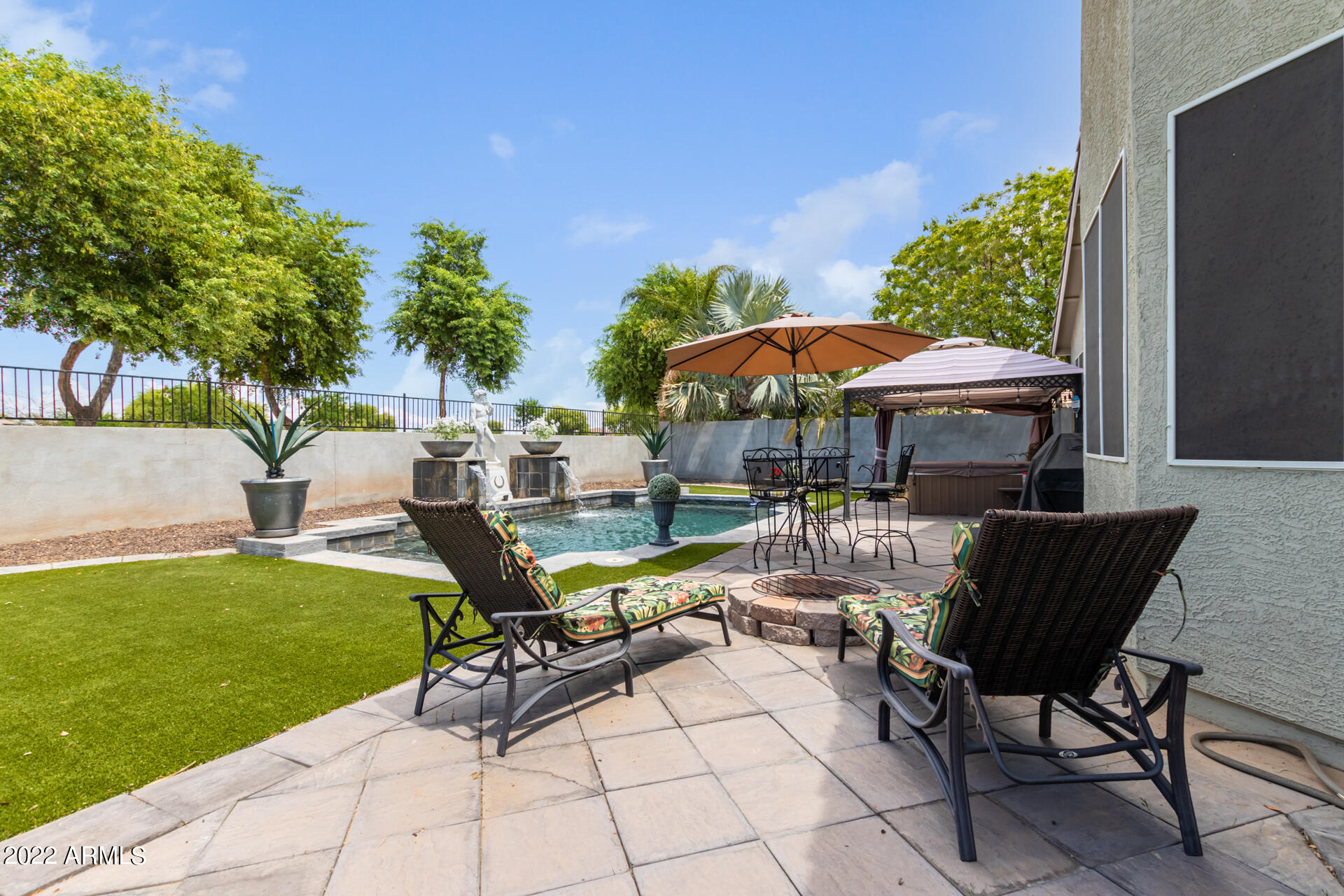 3240 West Vineyard Road Phoenix, AZ 85041 - Photo 5 of 36 30 - Vineyard