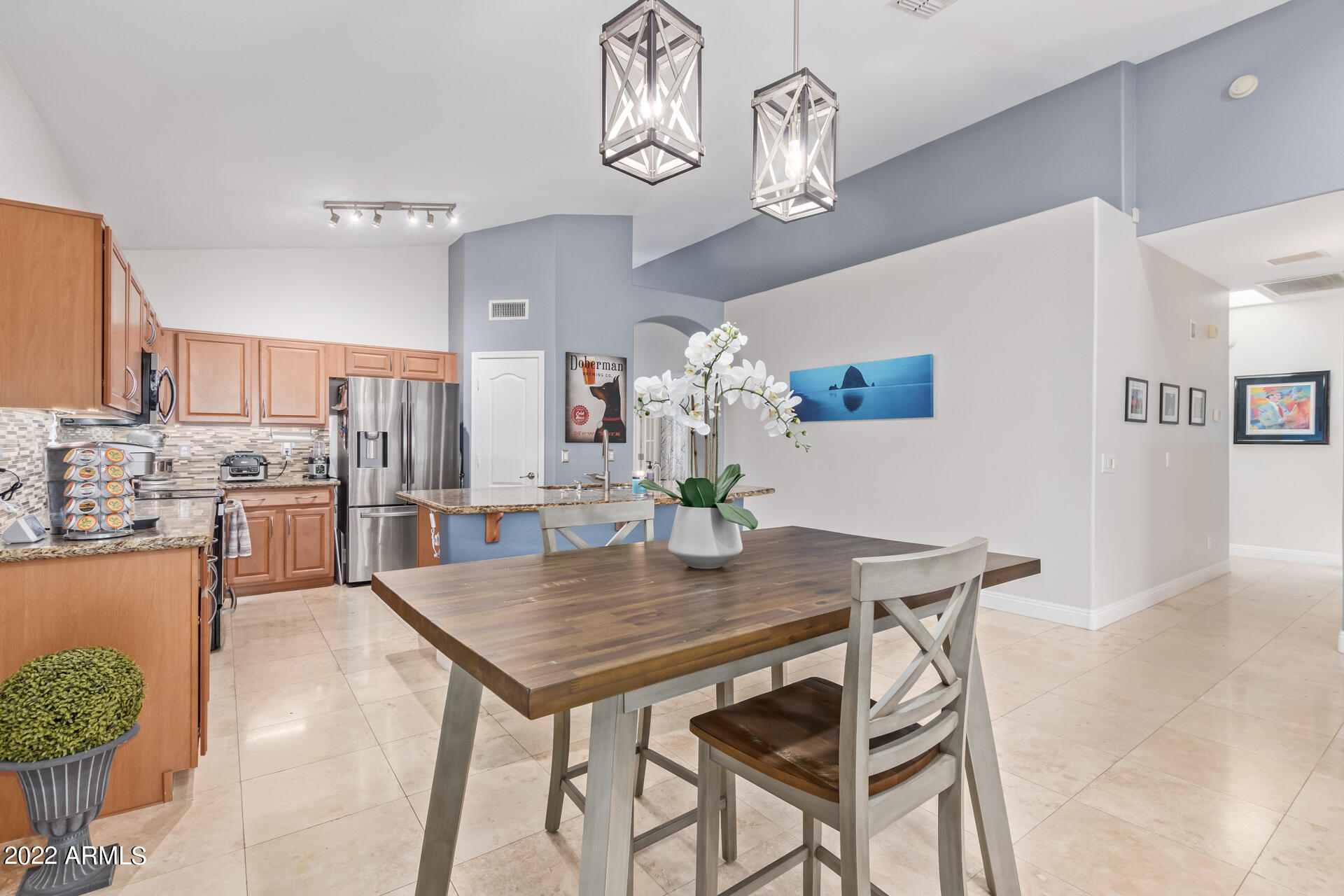 3240 West Vineyard Road Phoenix, AZ 85041 - Photo 10 of 36 13 - Vineyard