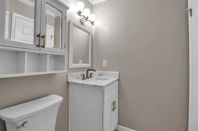 $199,900 | 3484 Lake Bayshore Drive, Unit P515, Bradenton, FL 34205