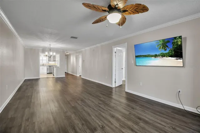 $199,900 | 3484 Lake Bayshore Drive, Unit P515, Bradenton, FL 34205