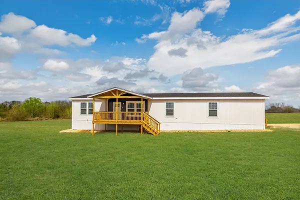 $324,900 | 595 Old Phillipsburg Lane, Brenham, TX 77833