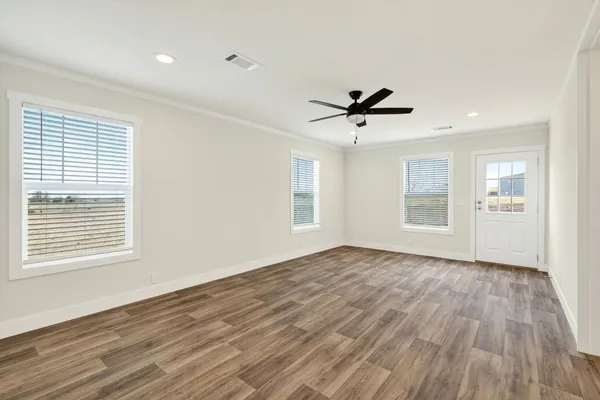 $324,900 | 595 Old Phillipsburg Lane, Brenham, TX 77833