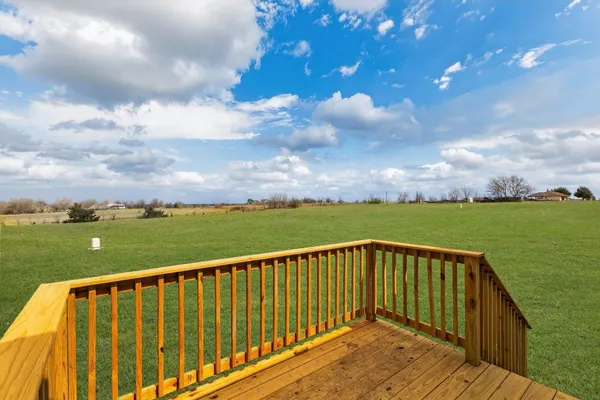 $324,900 | 595 Old Phillipsburg Lane, Brenham, TX 77833