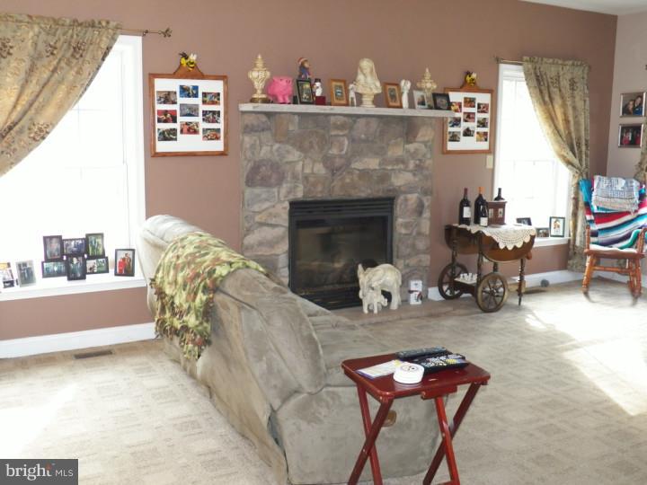 4758 Shimerville Road Emmaus, PA 18049 - Photo 12 of 24 Gallery Image 12