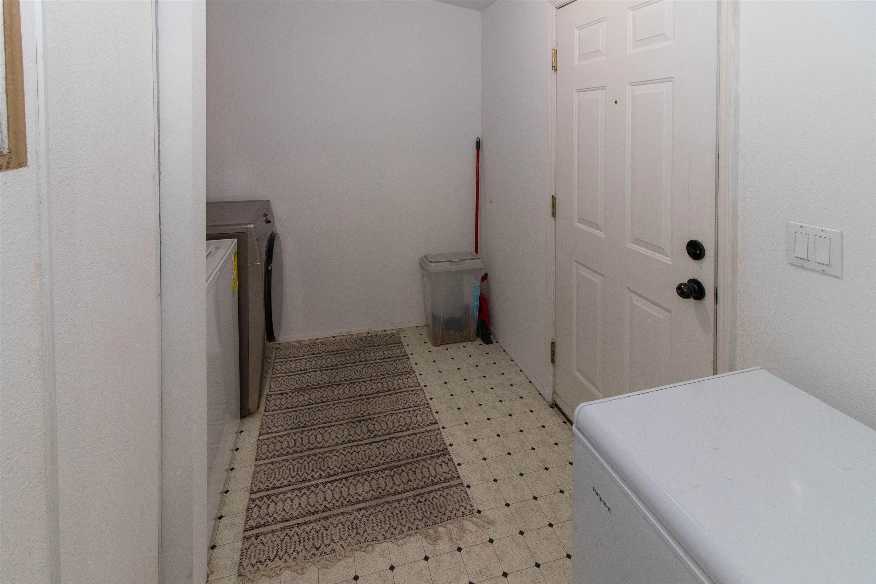 10510 West Richland Road, Unit 80 Cheney, WA 99004 - Photo 30 of 38