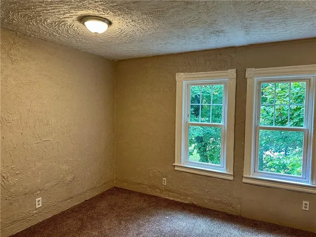 $114,900 | 933 Jefferson Avenue, Rochester, NY 14611