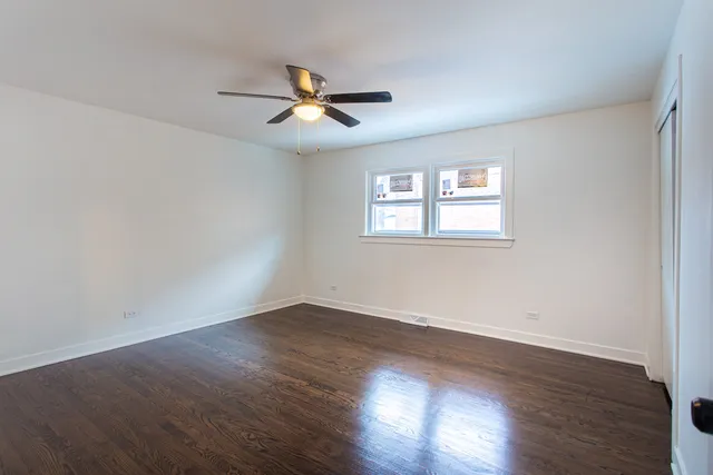 $365,000 | 9558 South Sacramento Avenue, Evergreen Park, IL 60805