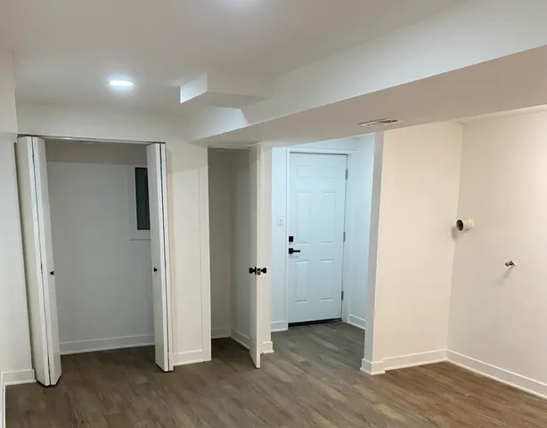 $365,000 | 9558 South Sacramento Avenue, Evergreen Park, IL 60805