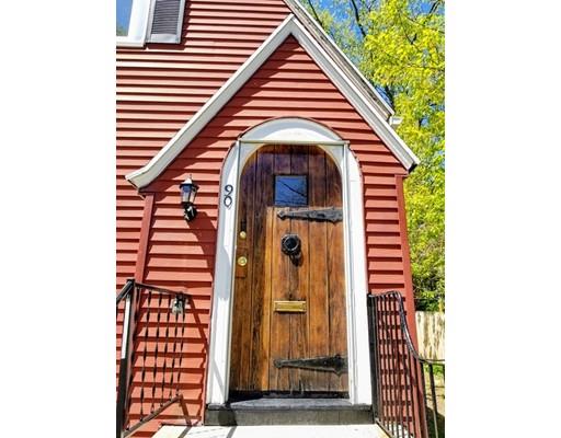 90 Braddock Street Springfield, MA 01109 - Photo 3 of 16 Gallery Image 3