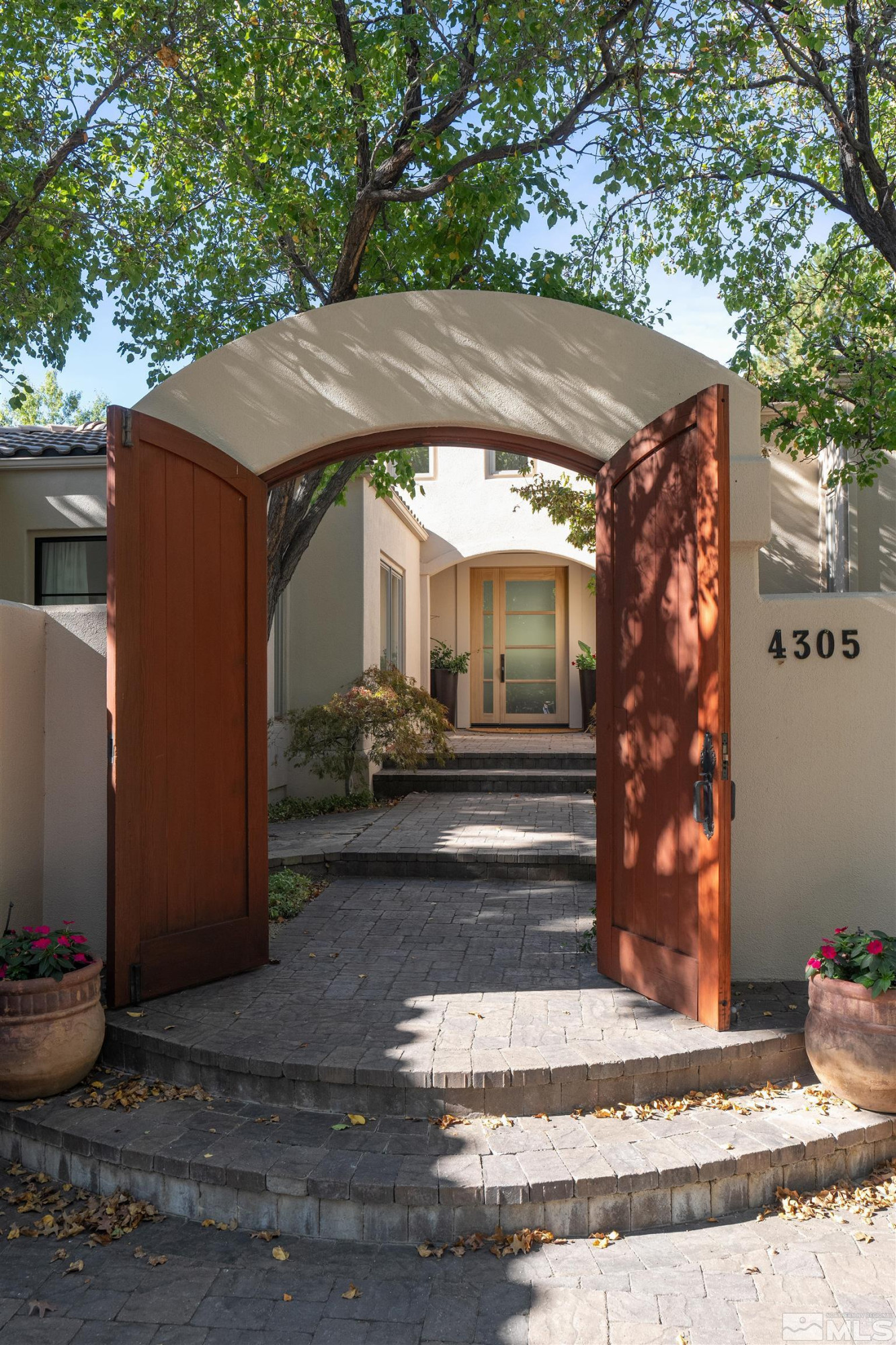 4305 Juniper Trail Reno, NV 89519 - Photo 2 of 30 a side view of a house