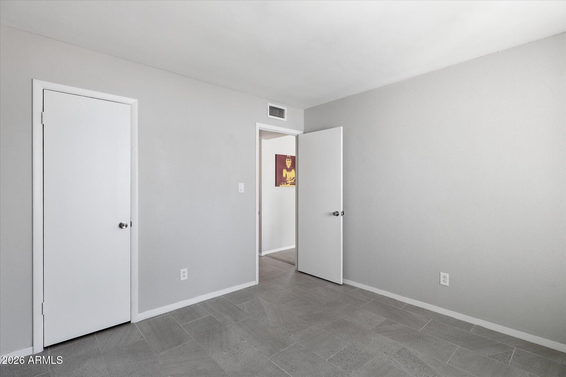 1006 East Redfield Road Tempe, AZ 85283 - Photo 19 of 42