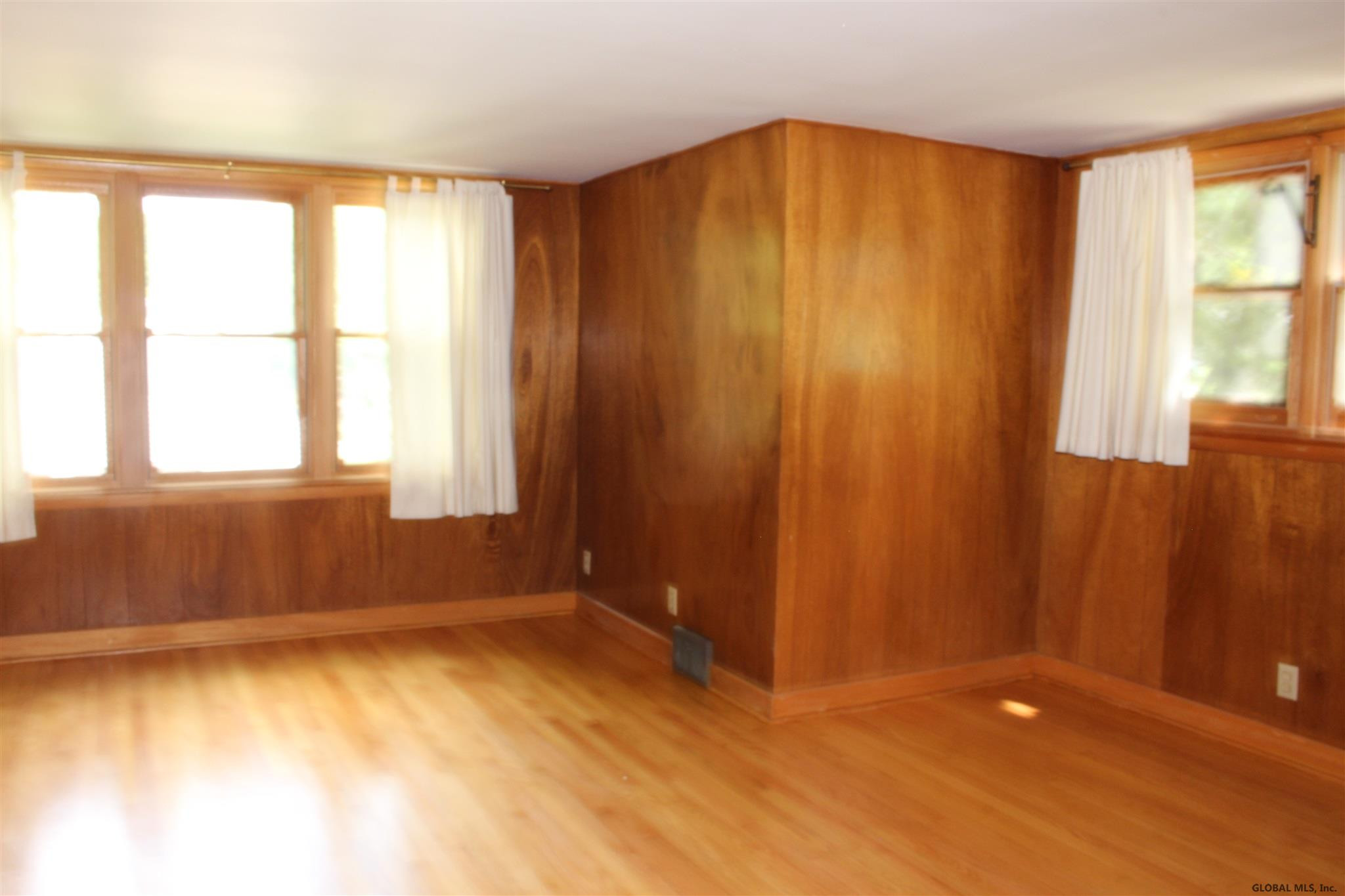 11 Little Bear Road Troy, NY 12182 - Photo 21 of 36 Photo 21