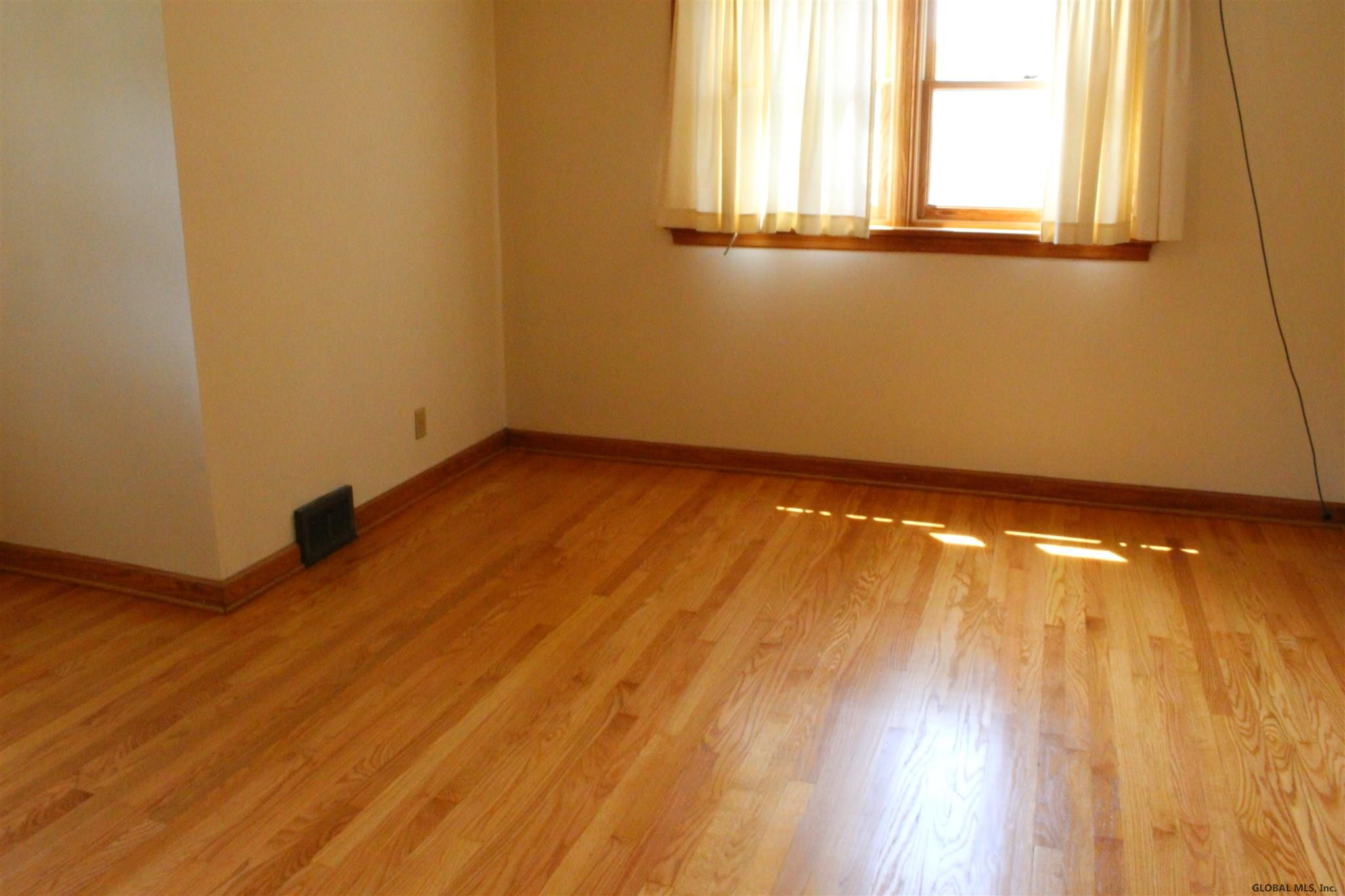 11 Little Bear Road Troy, NY 12182 - Photo 23 of 36 Photo 23