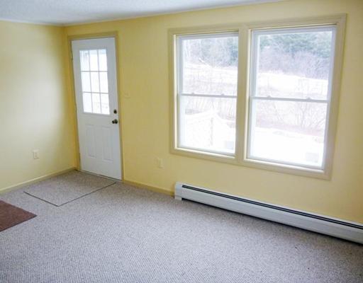 10 Telegraph Road Steuben, ME 04680 - Photo 21 of 22 Living Room.