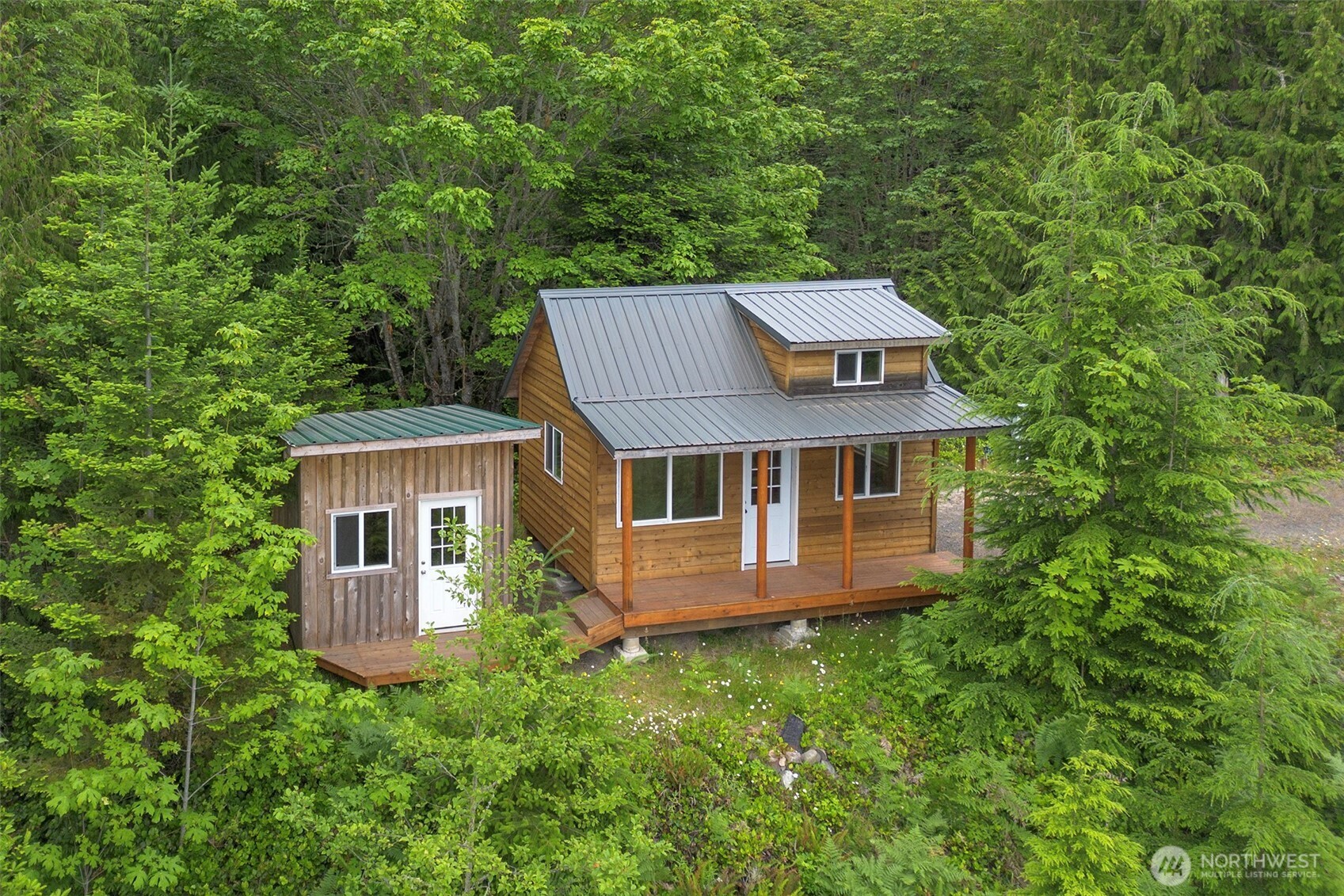 445 Watershed Road Port Angeles, WA 98362 - Photo 2 of 38 Gallery Image 2