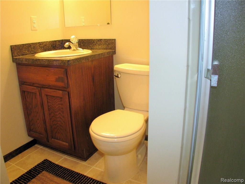 2089 Highfield Road Waterford, MI 48329 - Photo 11 of 20 IMG_9725.JPG