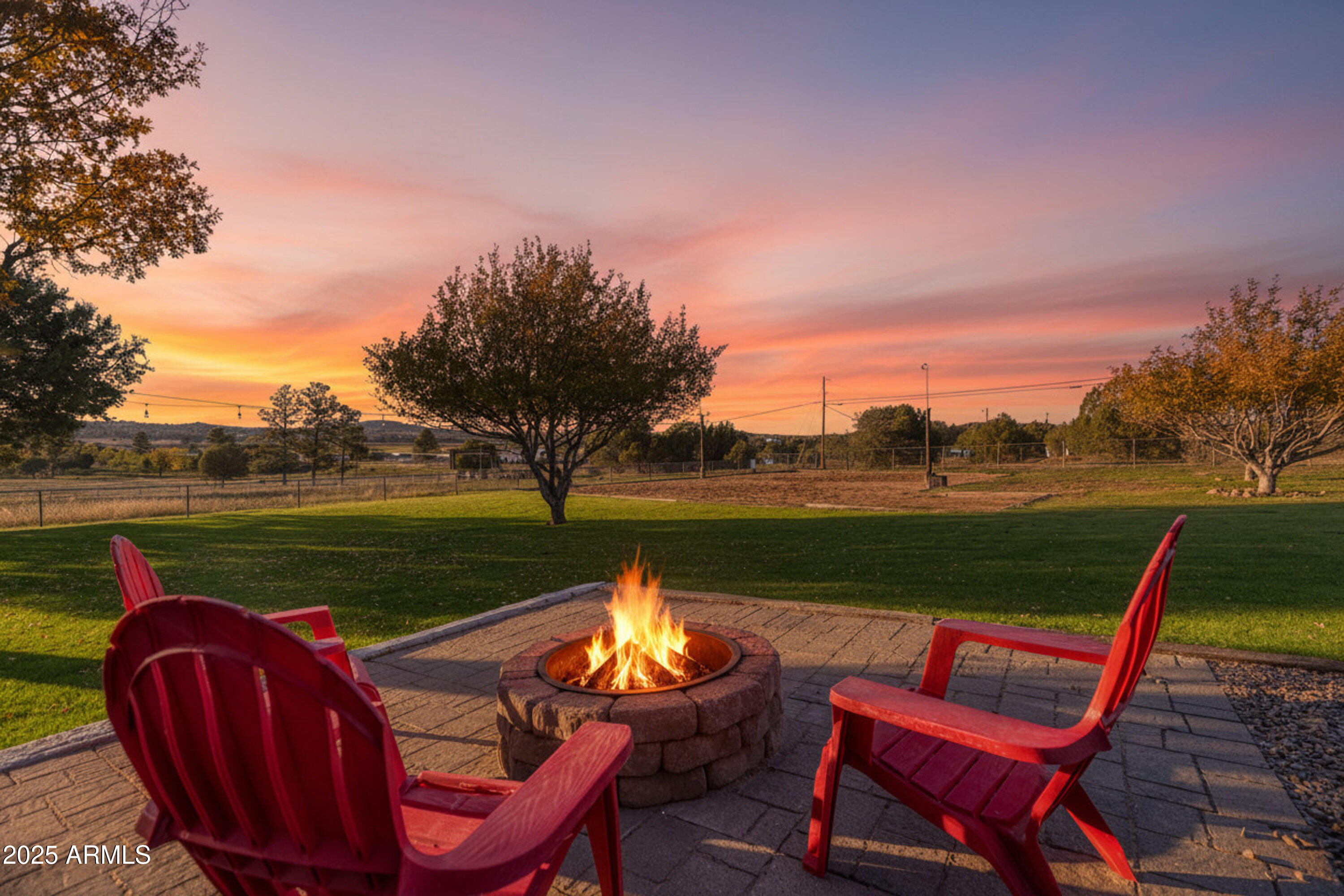 981 Oak Grove Road Show Low, AZ 85901 - Photo 12 of 61 an outdoor sitting area with lake view