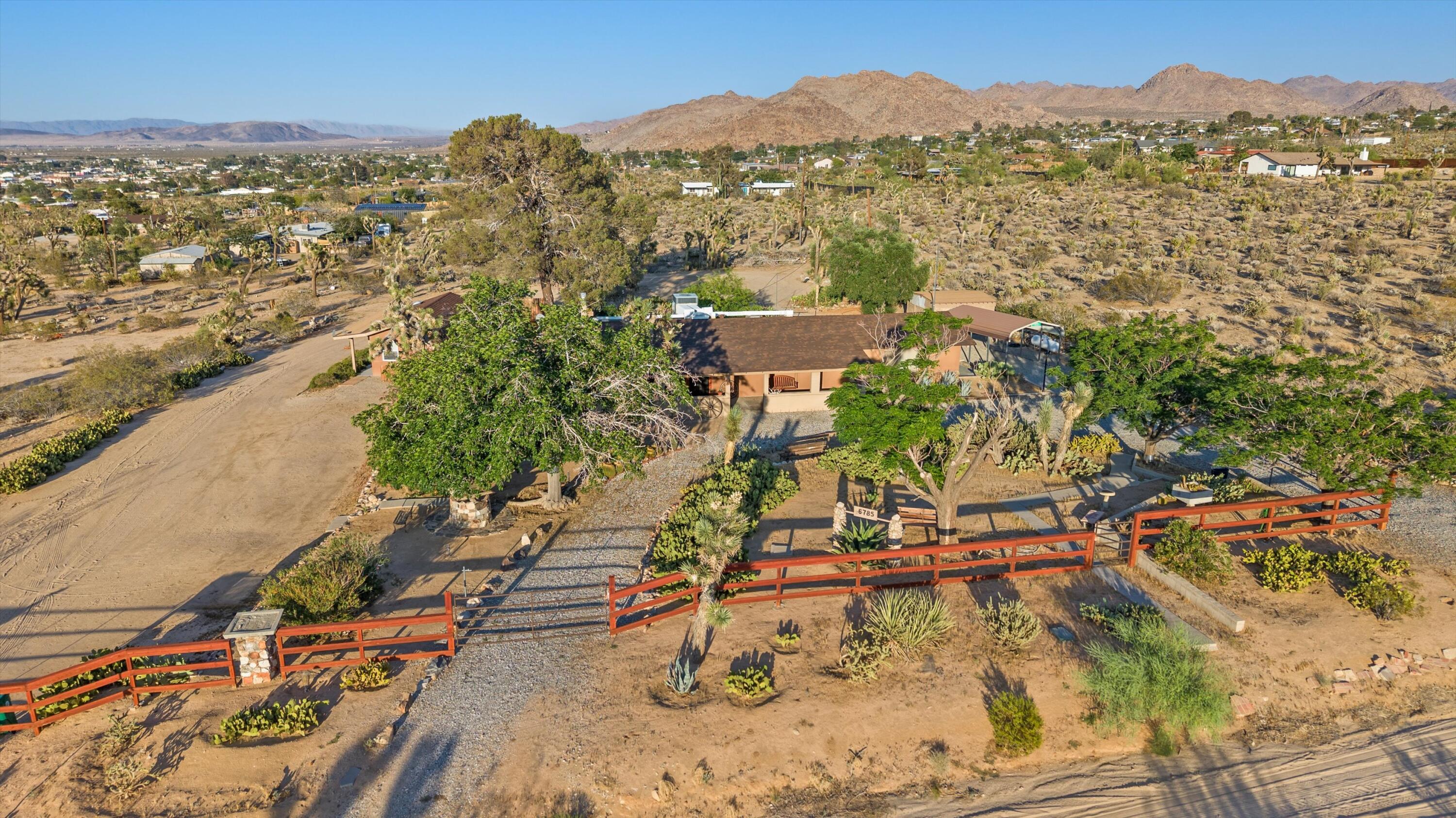 6785 Saddleback Road Joshua Tree, CA 92252 - Photo 3 of 50 a view of a city