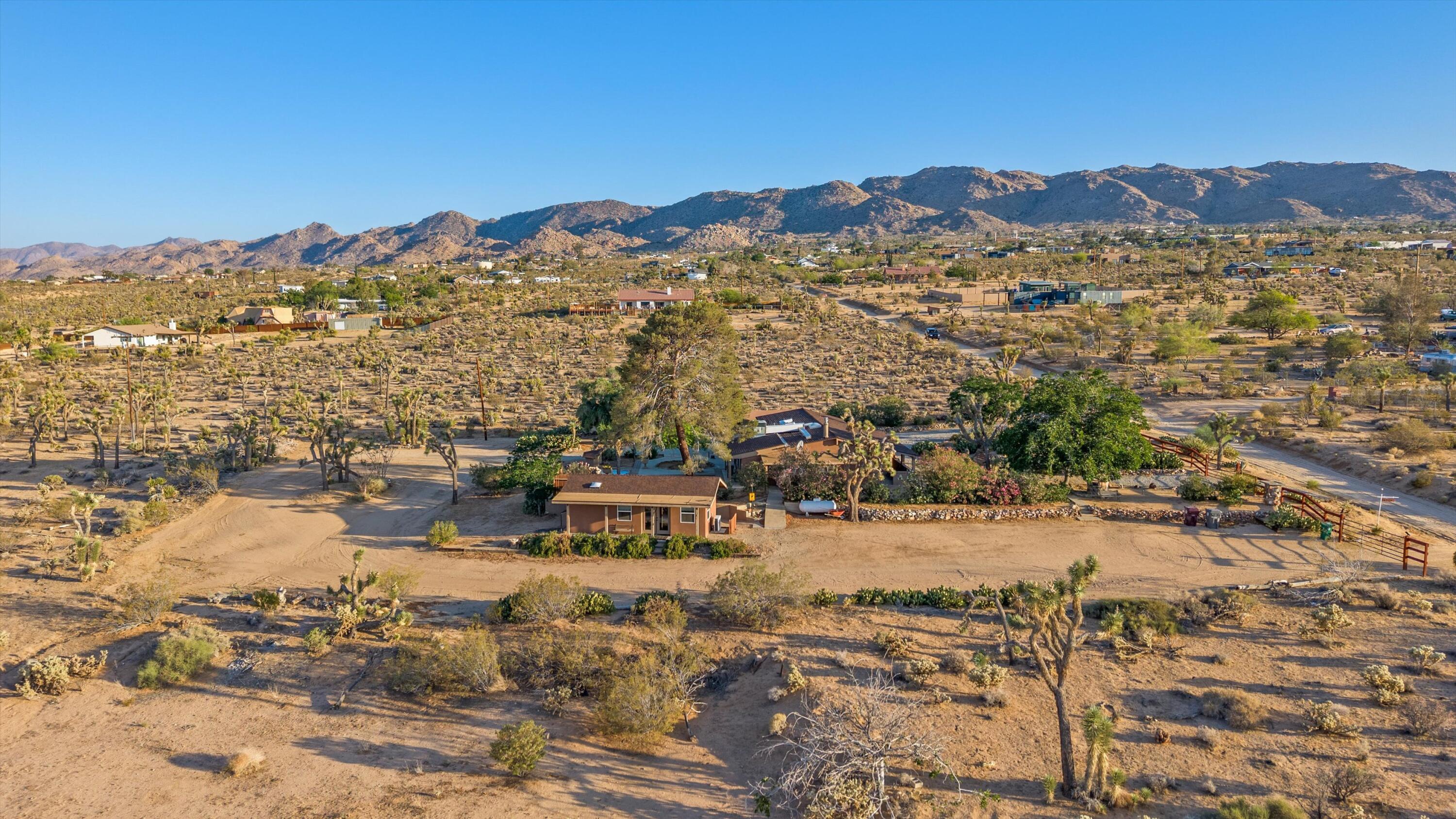 6785 Saddleback Road Joshua Tree, CA 92252 - Photo 45 of 50 a view of a town with mountains in the background