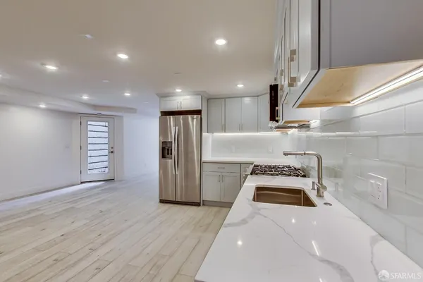 $899,999 | 751-753 Capp Street, Unit 753A, San Francisco, CA 94110