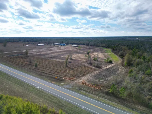 $139,000 | 12040 Highway 73, Clarksville, FL 32430