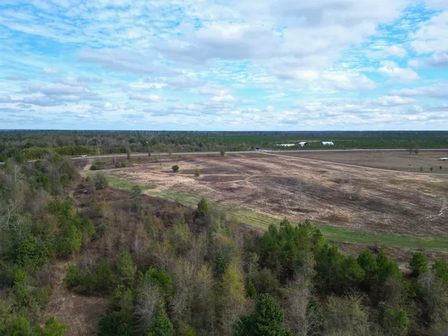 $169,900 | 12040 Highway 73, Clarksville, FL 32430