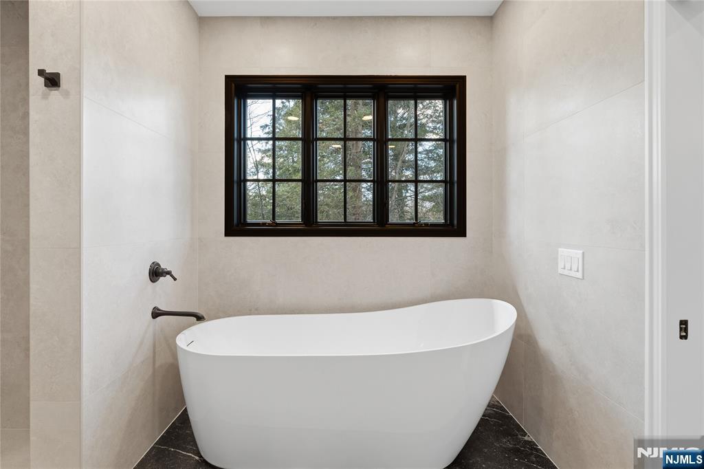 803 Marshall Road River Vale, NJ 07675 - Photo 22 of 44