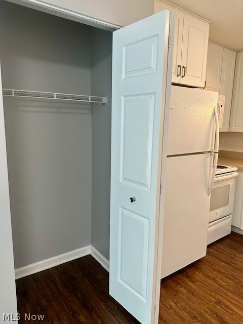 4376 Darrow Road, Unit 2 Stow, OH 44224 - Photo 13 of 26 View of closet