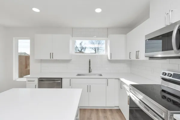 $1,850 | 7604 De Priest Street, Unit B, Houston, TX 77088