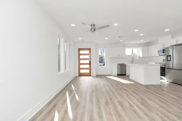 $1,850 | 7604 De Priest Street, Unit B, Houston, TX 77088