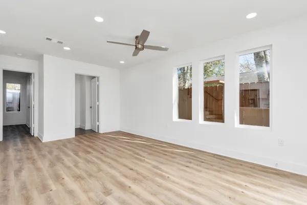 $1,850 | 7604 De Priest Street, Unit B, Houston, TX 77088