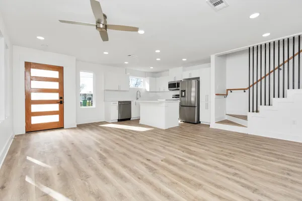 $1,850 | 7604 De Priest Street, Unit B, Houston, TX 77088