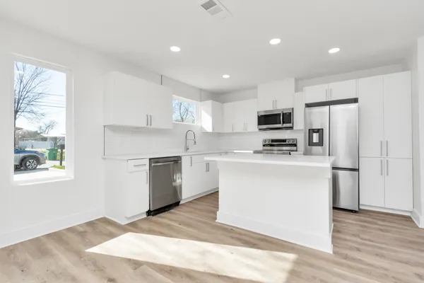 $1,850 | 7604 De Priest Street, Unit B, Houston, TX 77088