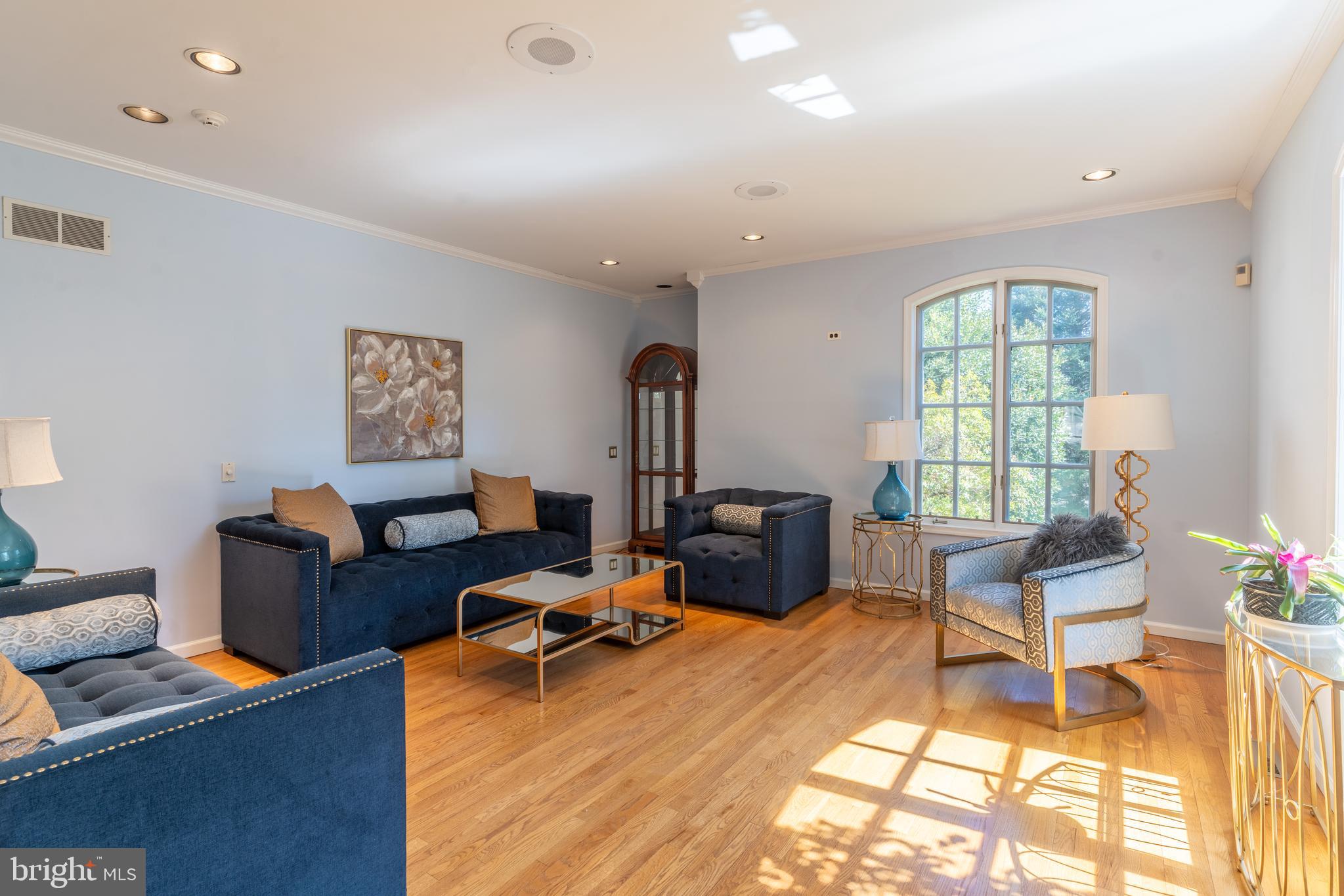925 Morgan Road Jenkintown, PA 19046 - Photo 6 of 83 a living room with furniture a rug and a window
