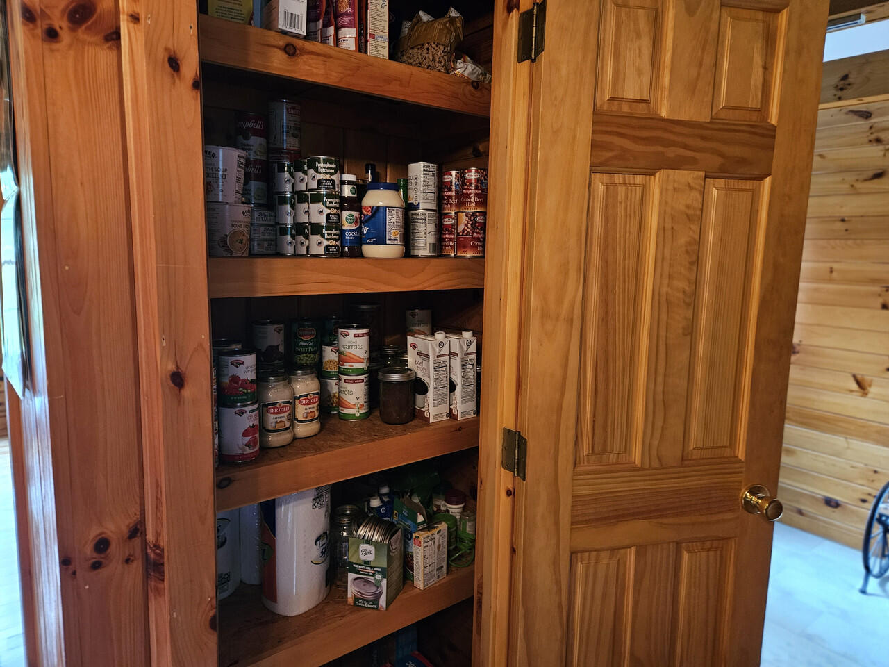 1738 Exeter Road Exeter, ME 04435 - Photo 20 of 44 Hallway Pantry