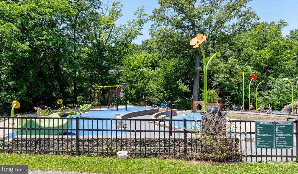 3401 38th Street Northwest, Unit R02304 Washington, DC 20016 - Photo 10 of 21
