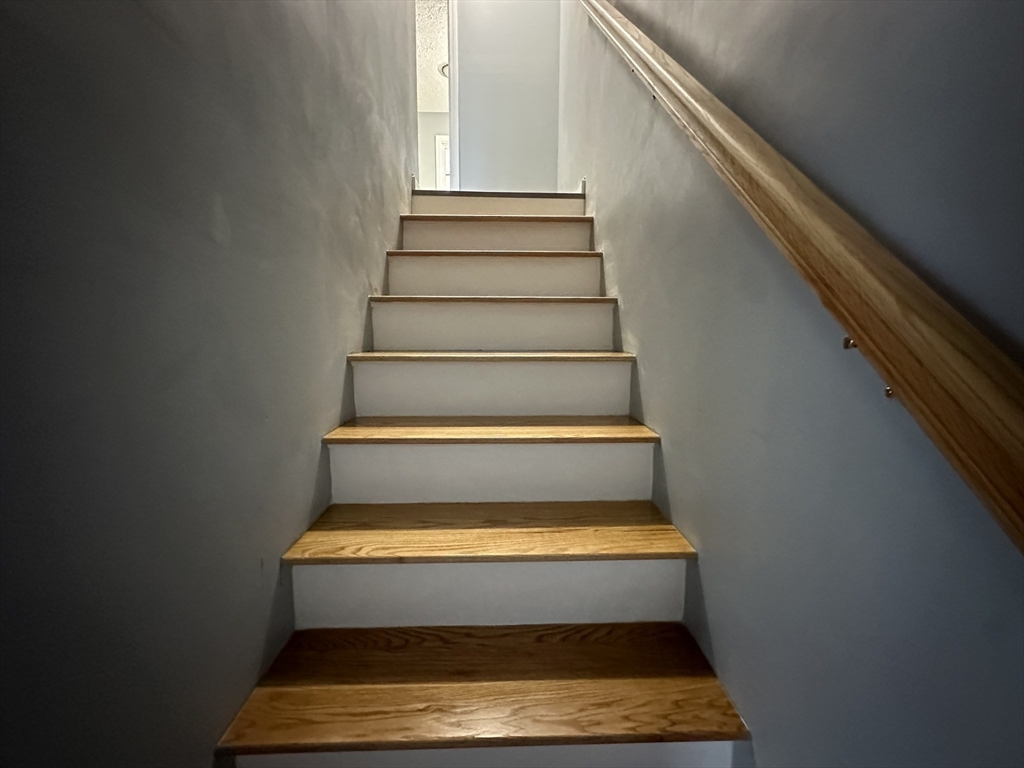 20-8 Rice Lane Worcester, MA 01604 - Photo 10 of 21