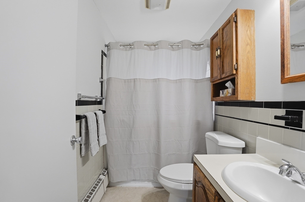 35 Burnham Road Lowell, MA 01852 - Photo 19 of 32