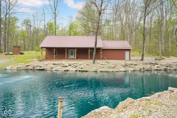 $350,000 | 5405 West County Road 500, North Vernon, IN 47265