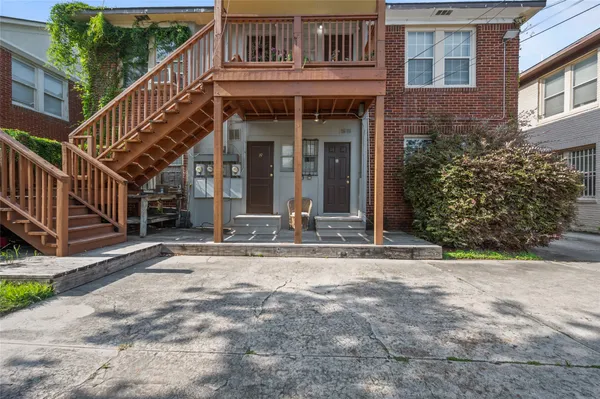 $1,150 | 907 West Gray Street, Unit 1, Houston, TX 77019