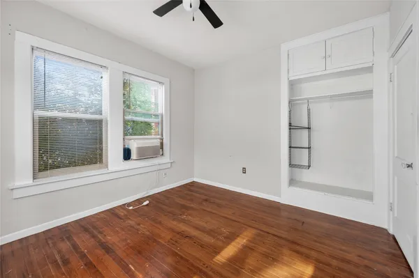 $1,150 | 907 West Gray Street, Unit 1, Houston, TX 77019