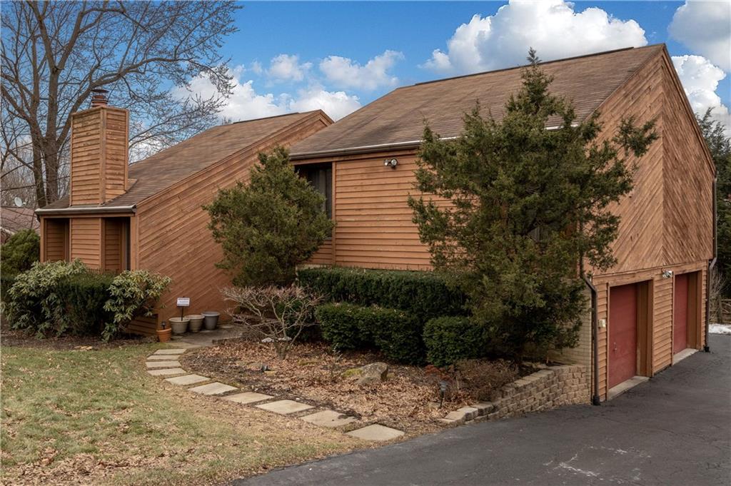 1730 Sample Road Allison Park, PA 15101 - Photo 1 of 15