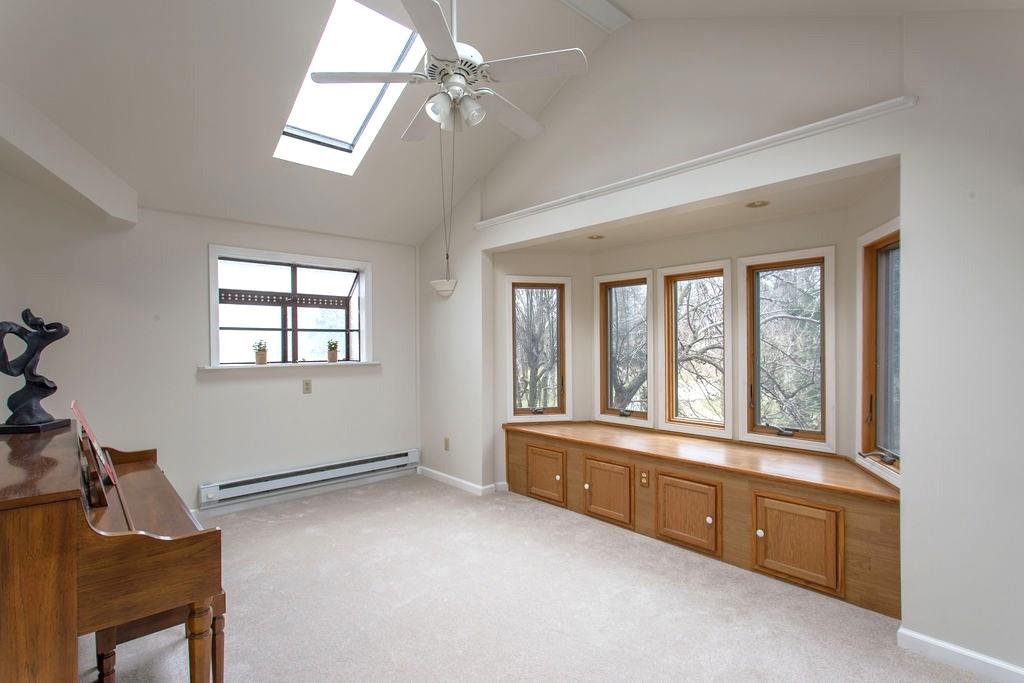 1730 Sample Road Allison Park, PA 15101 - Photo 7 of 15