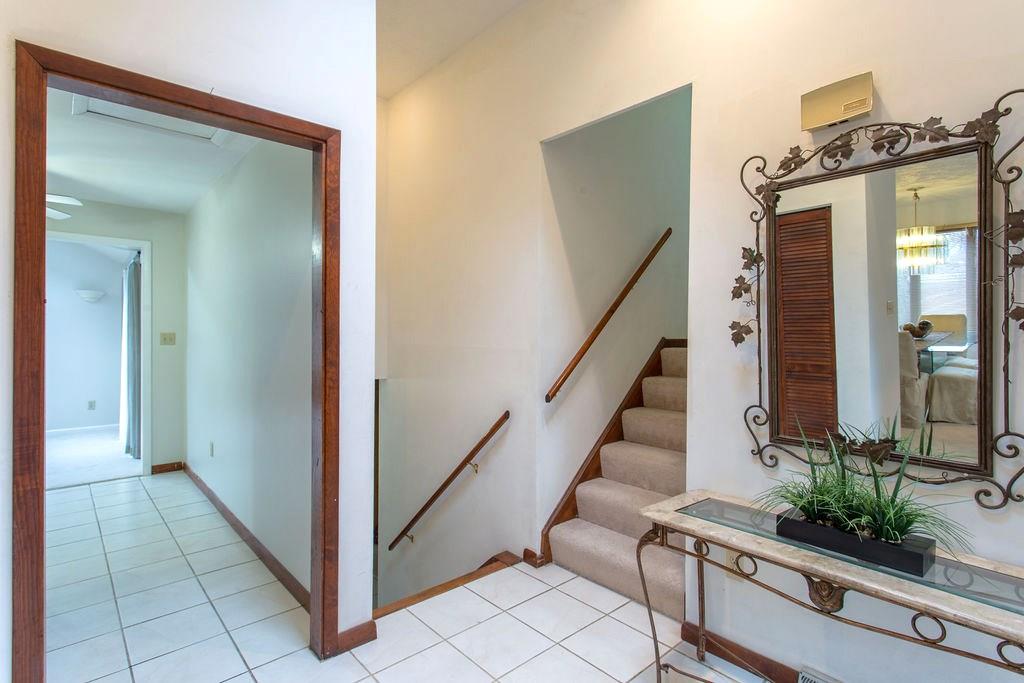 1730 Sample Road Allison Park, PA 15101 - Photo 8 of 15