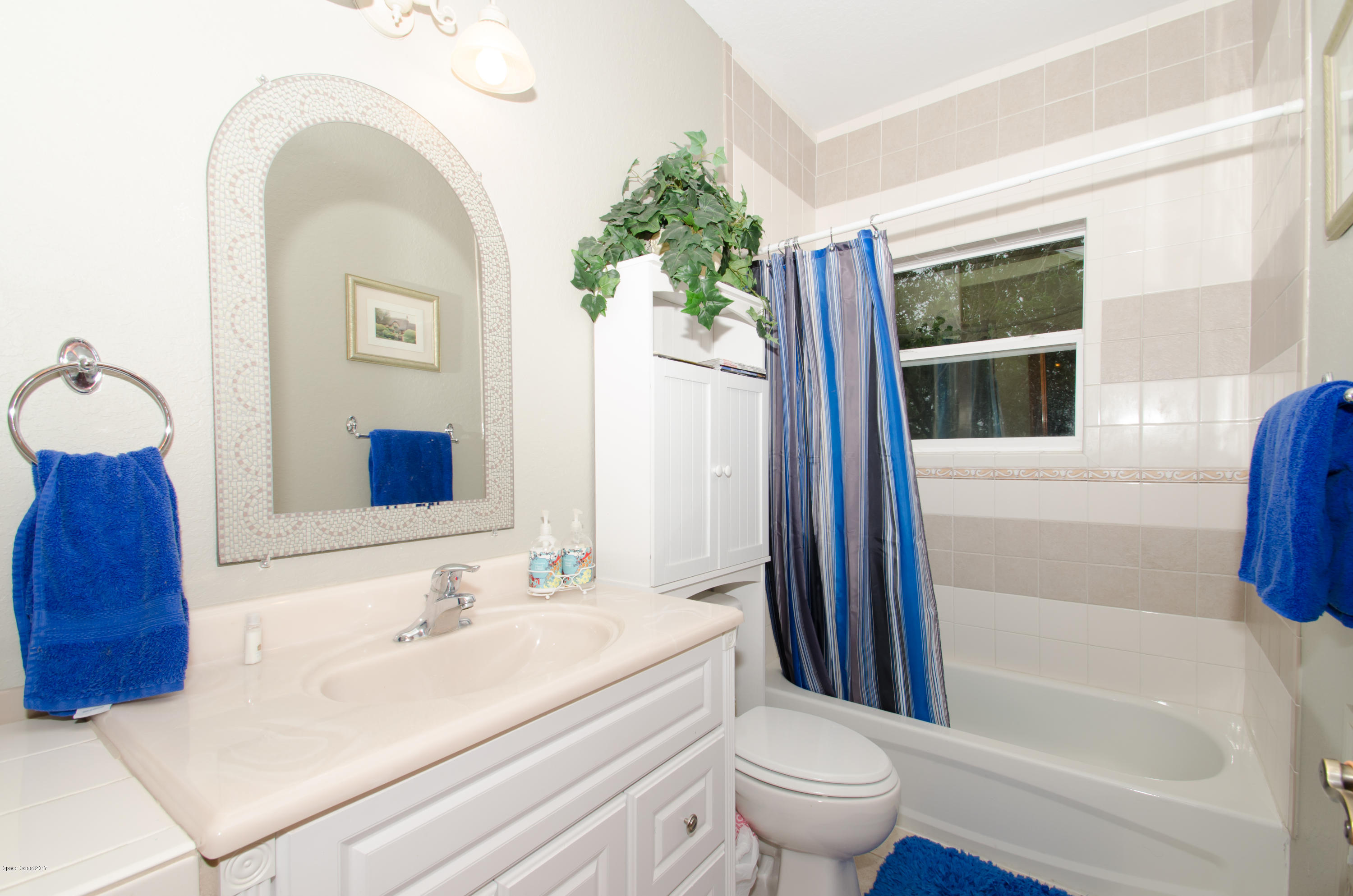 3100 Davis Road Mims, FL 32754 - Photo 29 of 54 Guest Bathroom