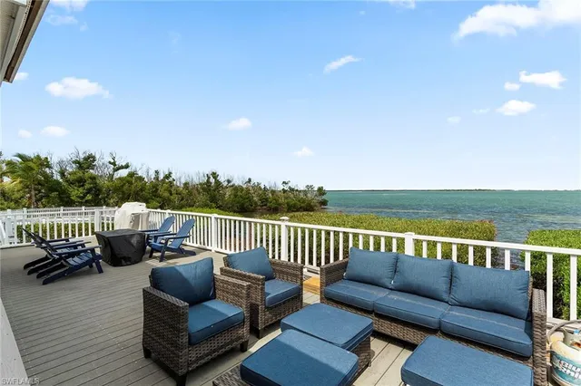 $1,575,000 | 143 Useppa Island, Bokeelia, FL 33922