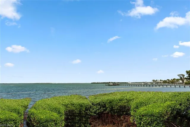 $1,575,000 | 143 Useppa Island, Bokeelia, FL 33922