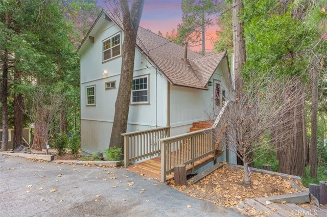 $519,950 | 414 North Grass Valley Road, Lake Arrowhead, CA 92352