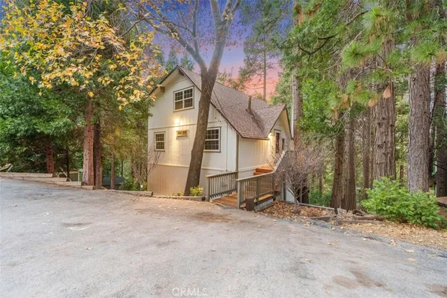 $519,950 | 414 North Grass Valley Road, Lake Arrowhead, CA 92352