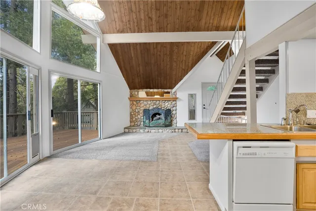 $519,950 | 414 North Grass Valley Road, Lake Arrowhead, CA 92352